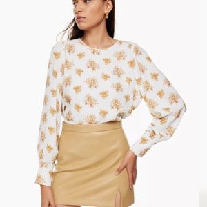 BNWT Aritzia Clarissa Blouse Small - Snowmelt/Maplewood Style